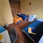 Travel House 게스트하우스