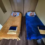 Travel House 게스트하우스 3*
