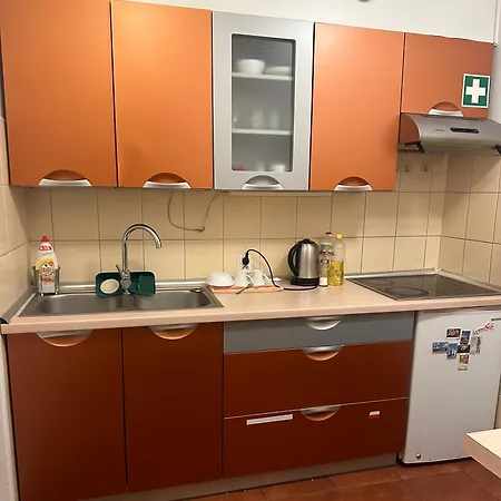 Travel House 3*