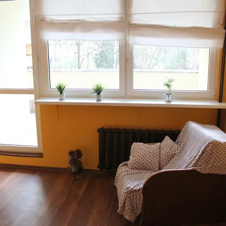 Travel House בית הארחה 3*